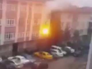 Ankara'da elektrik direğindeki patlama