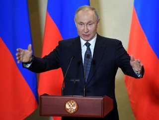 Putin'den koronaya karşı sert tedbirlere destek