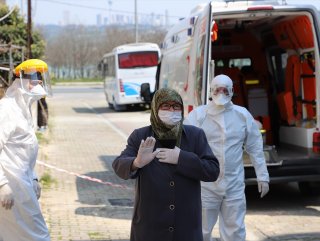 İstanbul'da yaşayan 80 yaşındaki hasta koronayı yendi