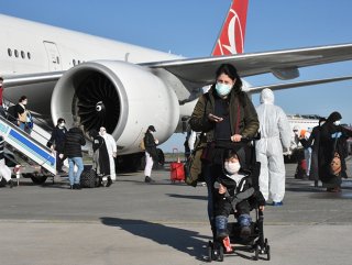 Hollanda'dan 349 Türk vatandaşı Samsun'a getirildi