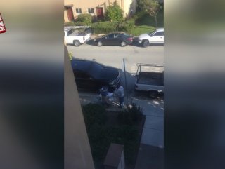 ABD'de seyyar satıcı, burnunu sildiği maskeyi taktı