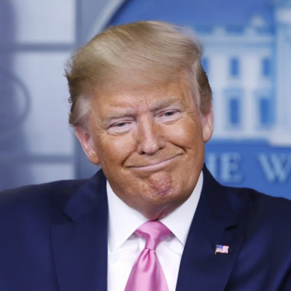Trump'ın Afganistan'dan tamamen çekilmek istediği iddia ediliyor