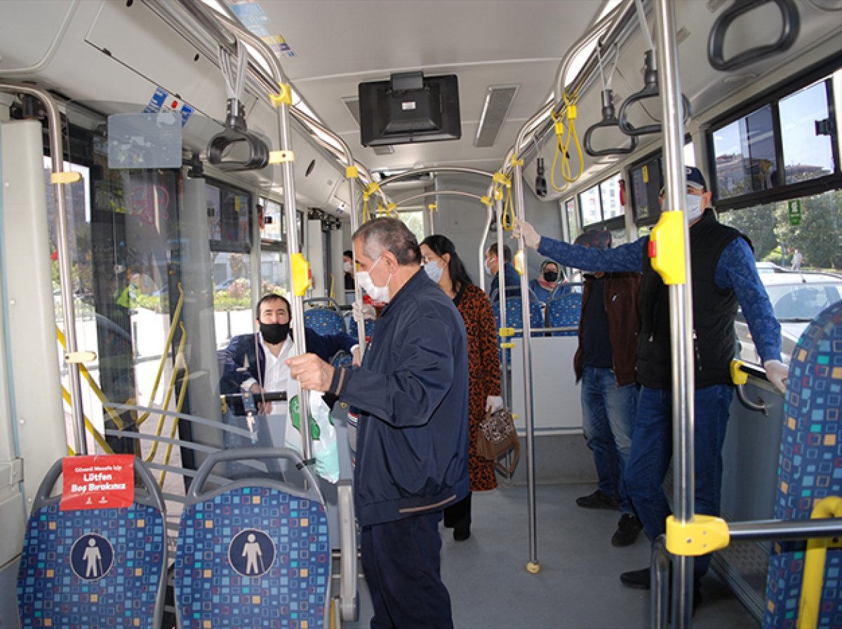 İstanbul da toplu taşıma araçlarında korona denetimi