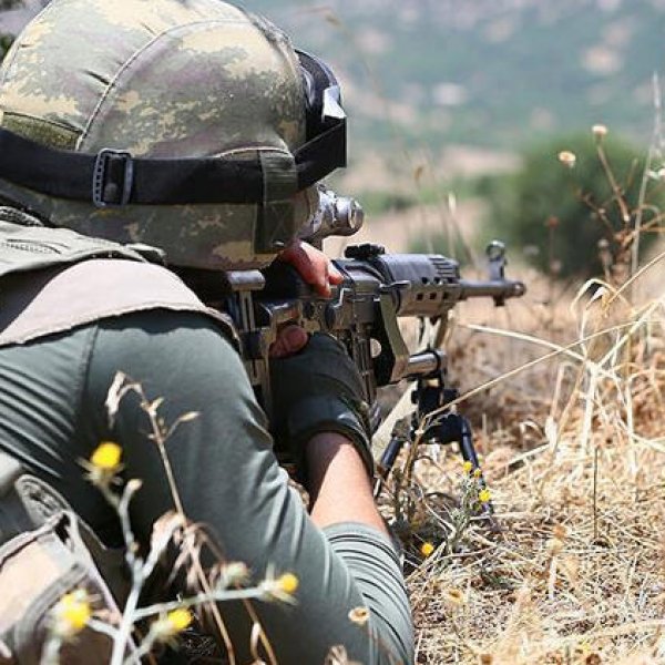 İçişleri Bakanlığı: 3 terörist etkisiz hale getirildi