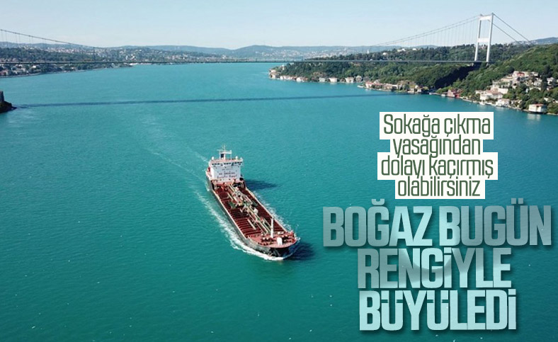 İstanbul Boğazı turkuaza döndü