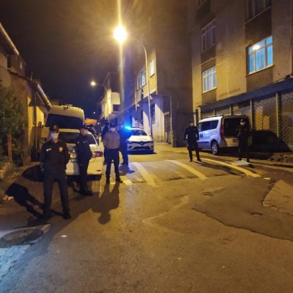 Sultanbeyli'de iki aile arasında bıçaklı kavga: 6 yaralı