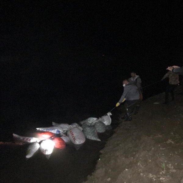 Van'da kaçak avlanan 15.5 ton inci kefali ele geçirildi