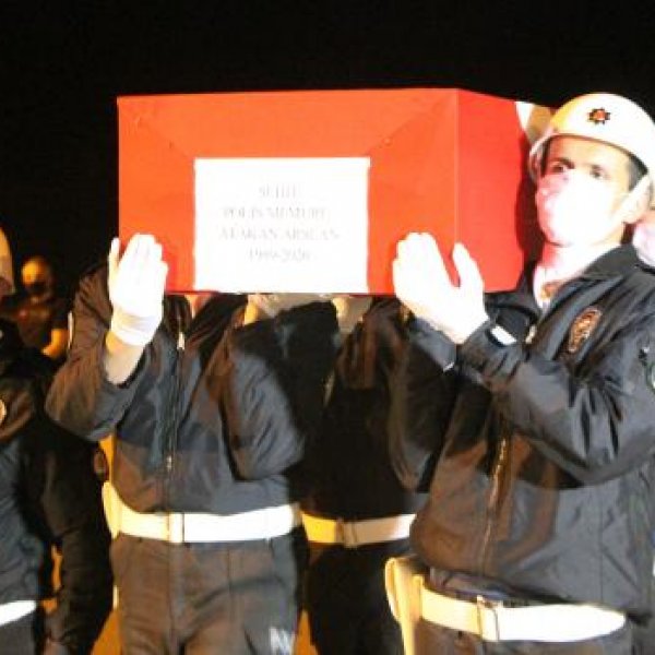 Şehit polisin cenazesi Samsun'a getirildi