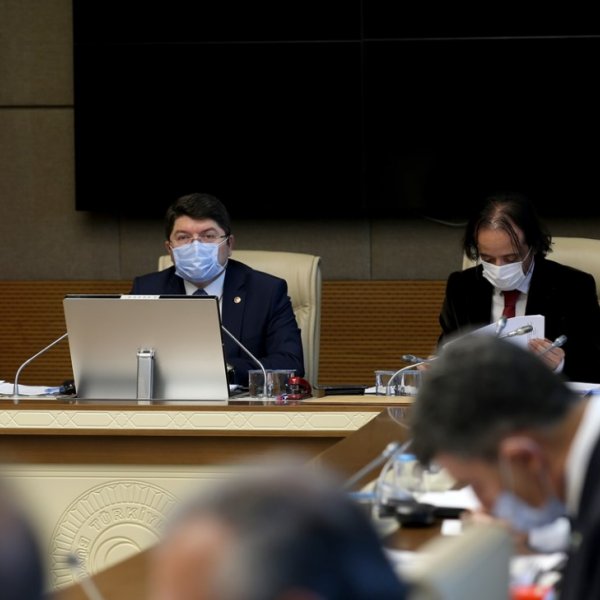 İkinci Yargı Paketi Adalet Komisyonu'ndan geçti
