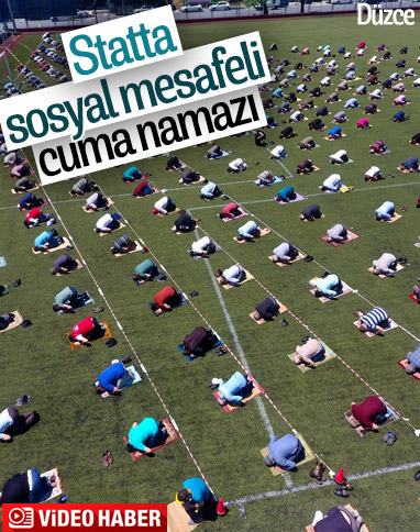 Düzce'de cuma namazı statta kılındı