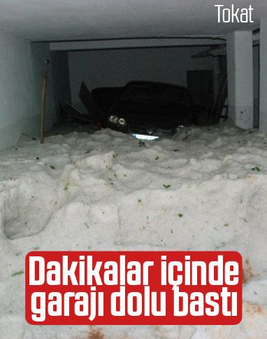 Tokat'ta yağan dolu, evin garajını bastı