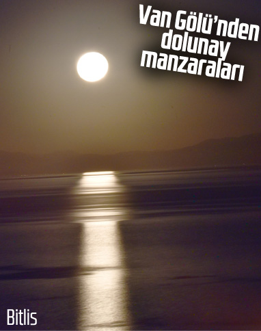 Bitlis'te dolunay büyüledi