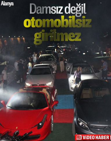 Alanya'da otomobili olanların girdiği parti