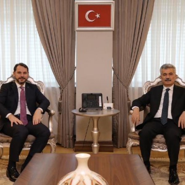 Bakan Albayrak'tan, Danıştay Başkanı Yiğit'e ziyaret