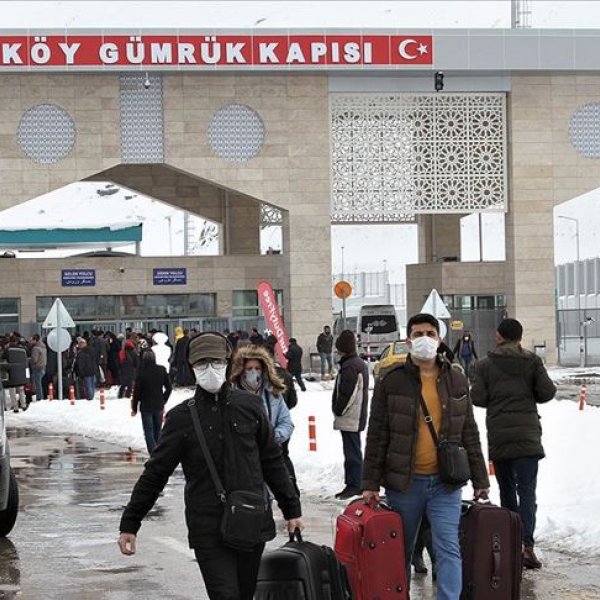 İran hariç tüm sınırlar açıldı