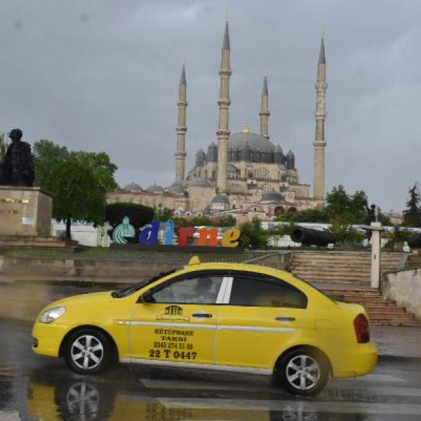 Edirne'de toplantı, yürüyüş ve mitinglere yasak