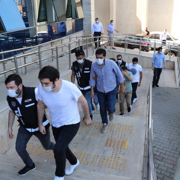 Zonguldak merkezli FETÖ operasyonu: 1 tutuklama