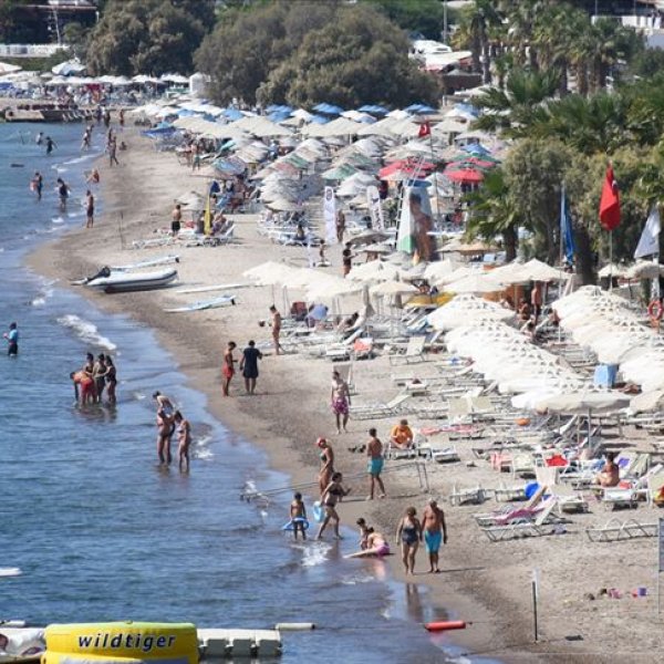 Turizmde hedef 7 milyon gurbetçi