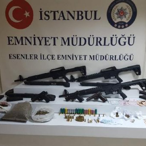 İstanbul'da 5 ilçeye uyuşturucu operasyonu