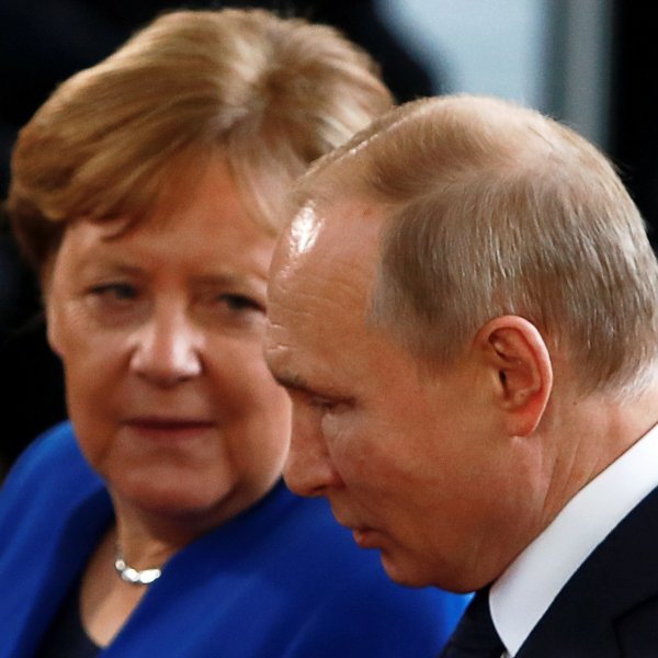 Merkel ve Putin Ukrayna, İran ve Libya'yı görüştü