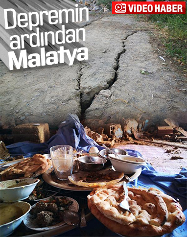 Malatya'da depremden sonra derin yarıklar oluştu