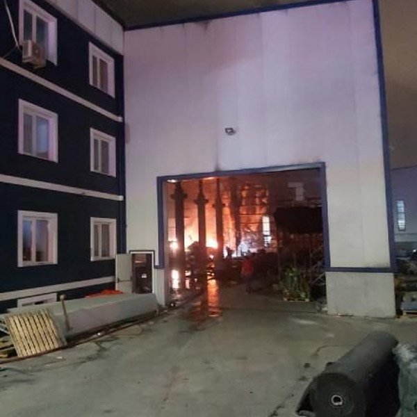 Kocaeli'de bir fabrikada 1,5 ayda ikinci yangın