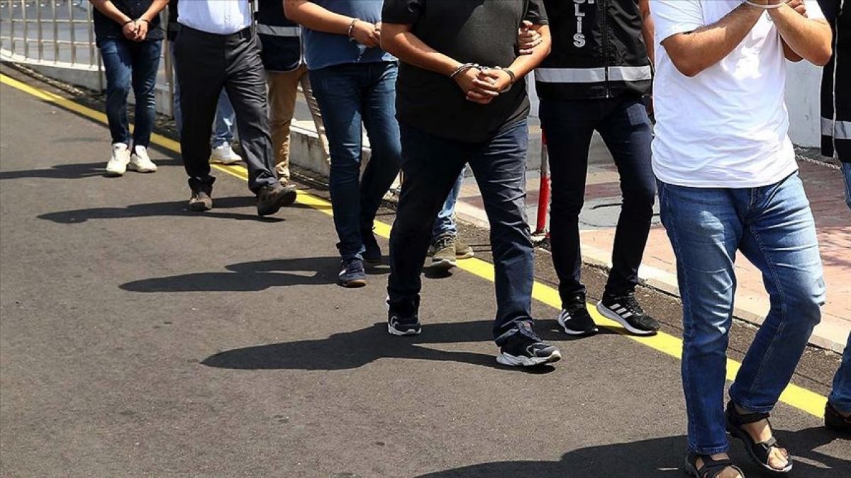 FETÖ'nün gaybubet evinde saklanan 7 şüpheli yakalandı
