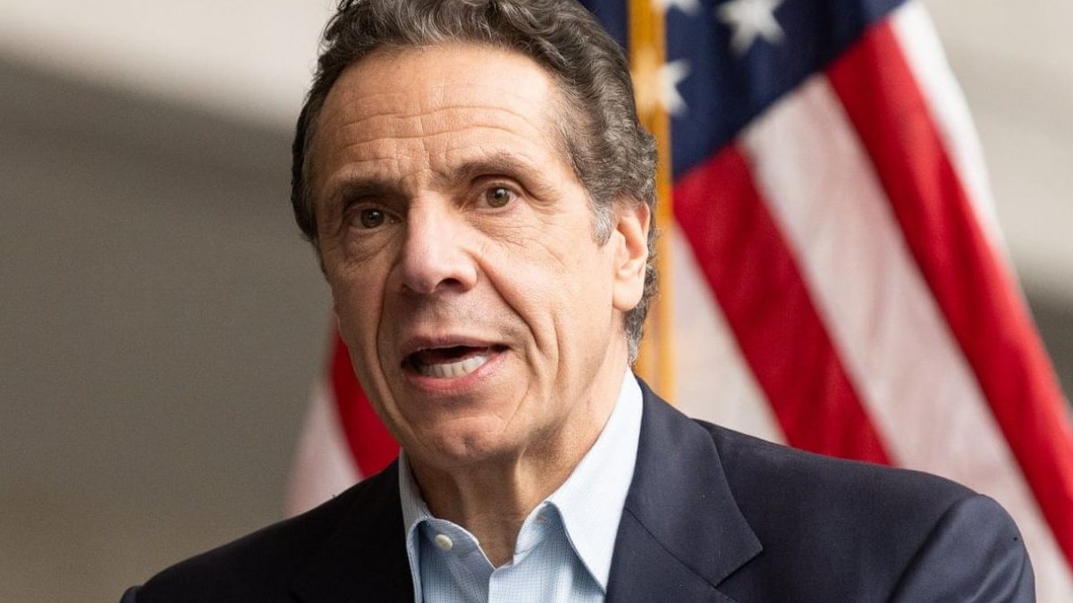 New York Valisi Andrew Cuomo: New Yorkluların Trump'la işi bitti