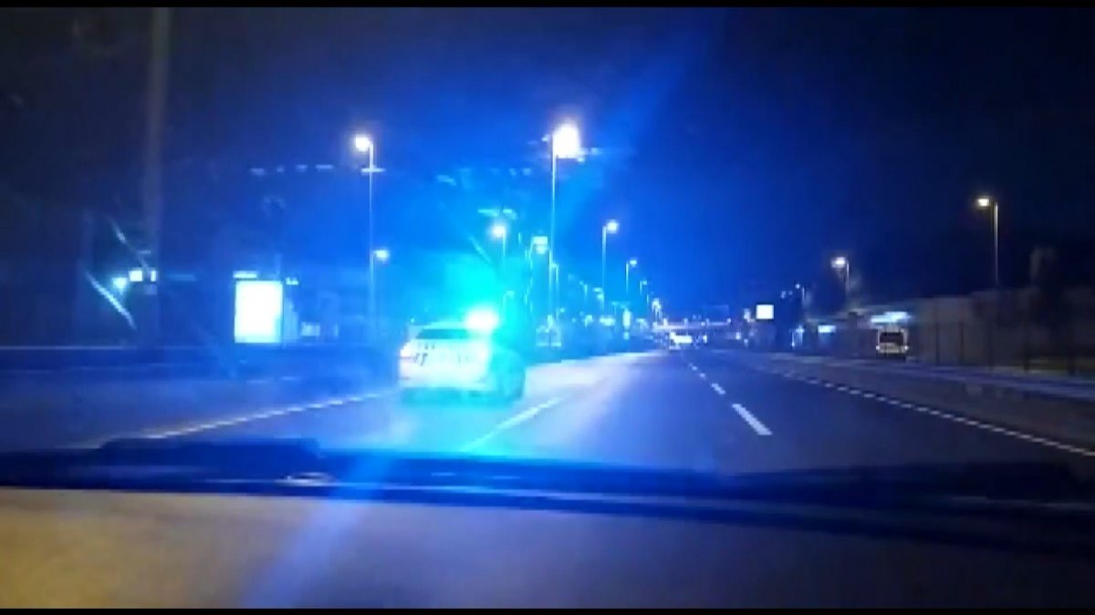 Esenyurt'ta otomobil hırsızları ve polis arasında kovalamaca