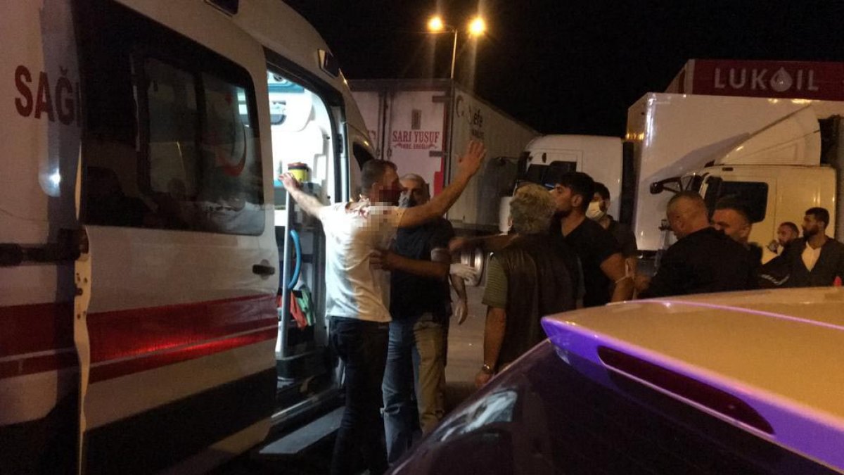 Zonguldak'ta tartıştığı kişinin kulağını baltayla kesti