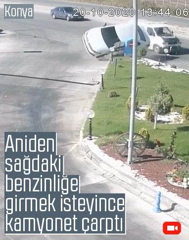Konya'da benzinliğe girmek isteyen otomobil takla attı