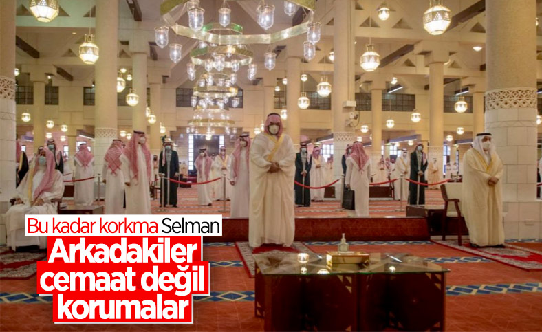 Suudi Veliaht Prens Selman'a, bayram namazı sırasında zırhlı koruma