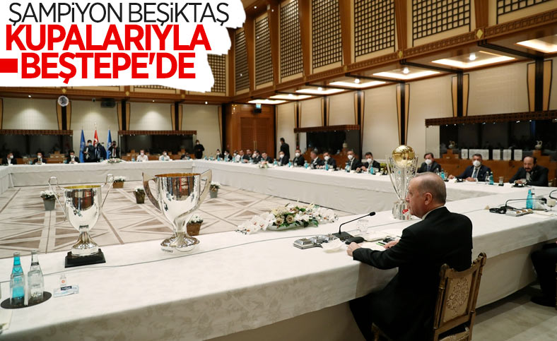 Cumhurbaşkanı Erdoğan, şampiyon Beşiktaş'ı kabul etti