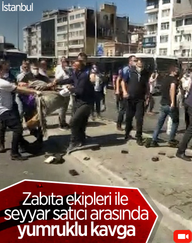 Kadıköy’de zabıta ekipleri ile seyyar satıcı arasında yumruklu kavga