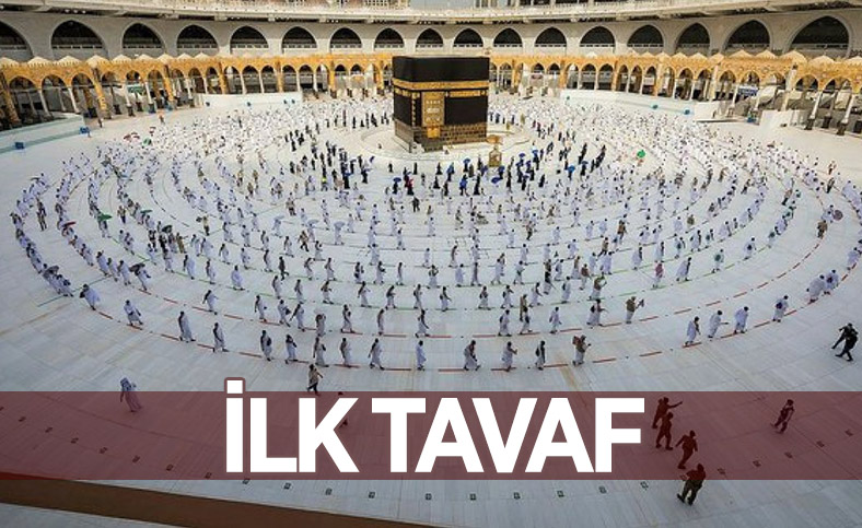 Hacı adayları pandemi gölgesinde Kabe'yi tavaf ediyor