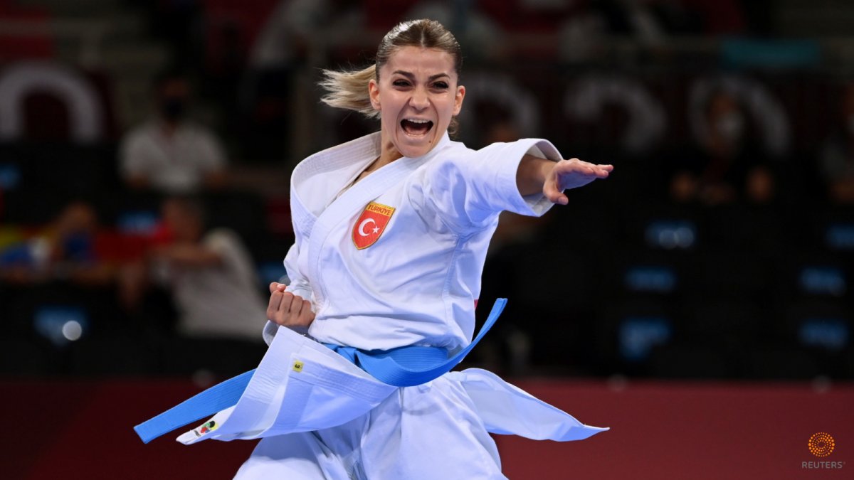 Milli karateci Dilara Bozan, Tokyo'da bronz maçı yapacak