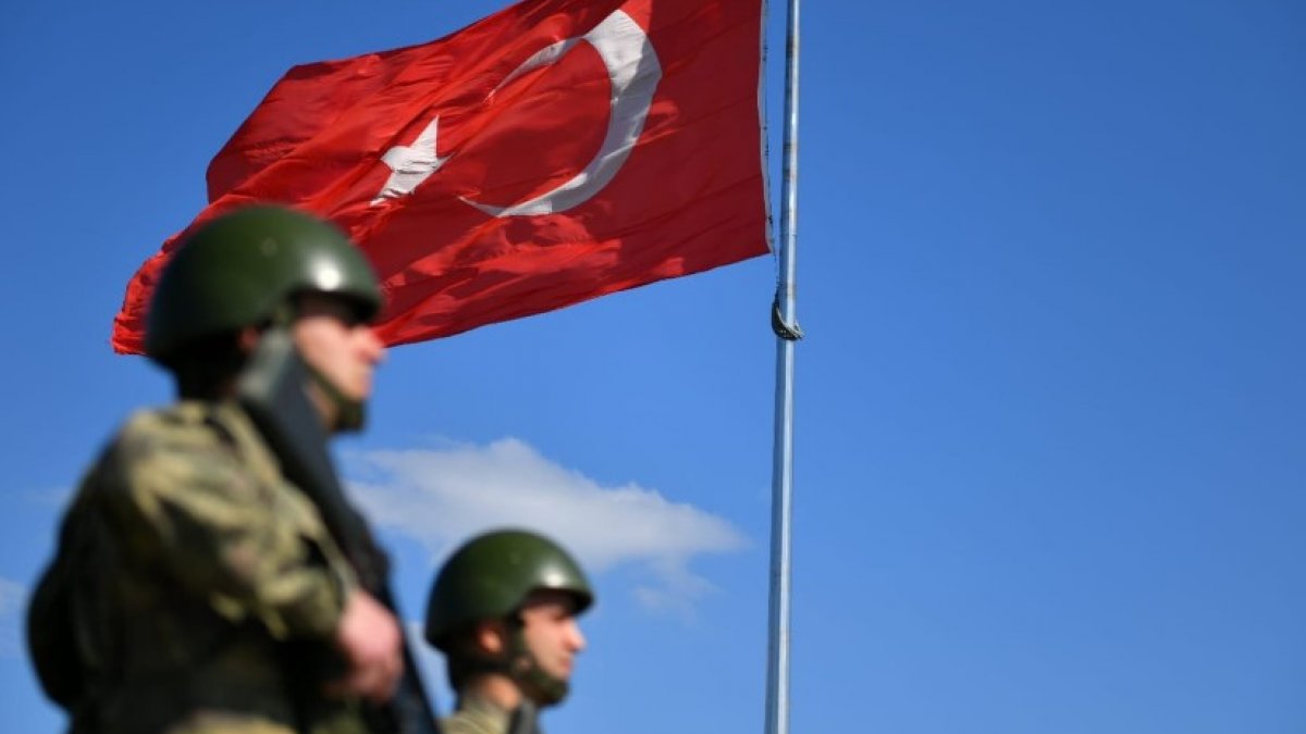 Edirne'de 13 FETÖ'cü Yunanistan'a geçmeye çalışırken yakalandı