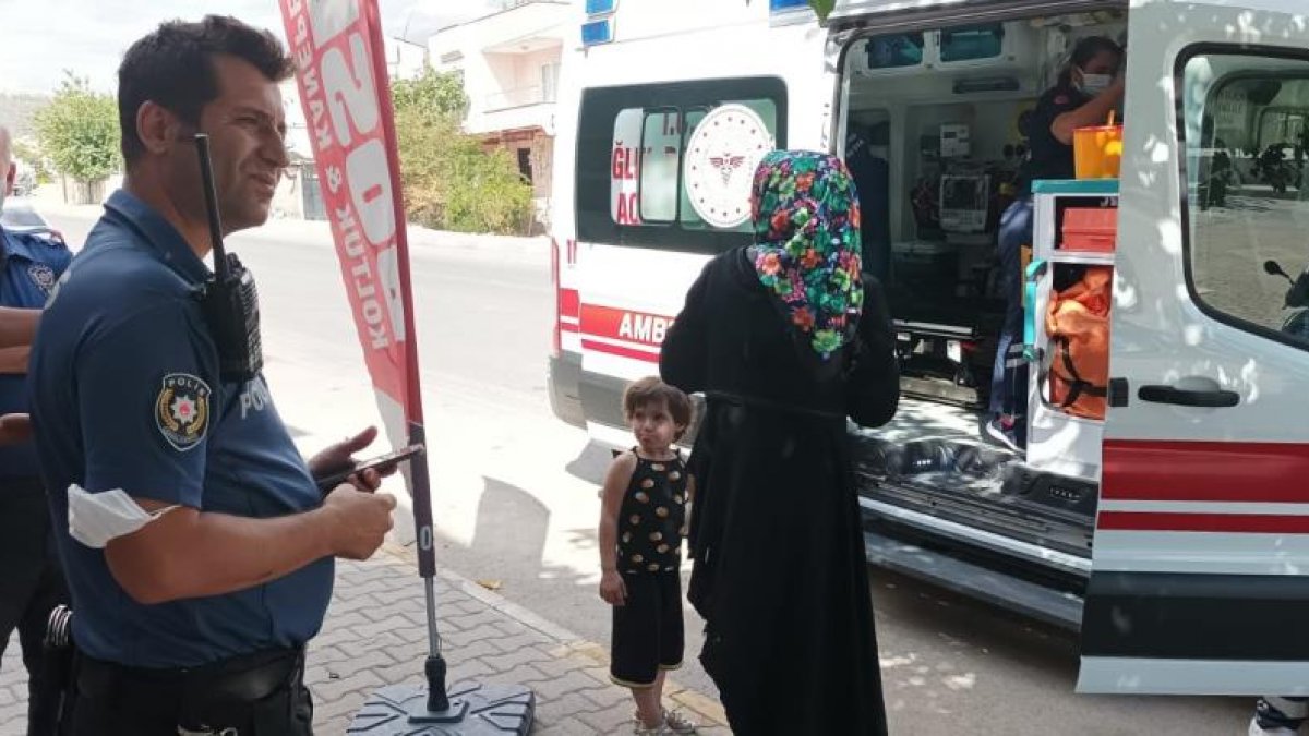 Adıyaman'da motosikletten düşen kadın ve çocuğu yaralandı