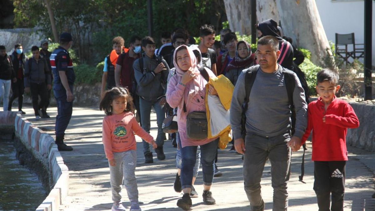 Fethiye'de 254 düzensiz göçmenin yakalandı