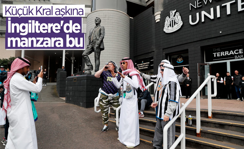 Newcastle United taraftarları stada Arap kıyafetleriyle gitti