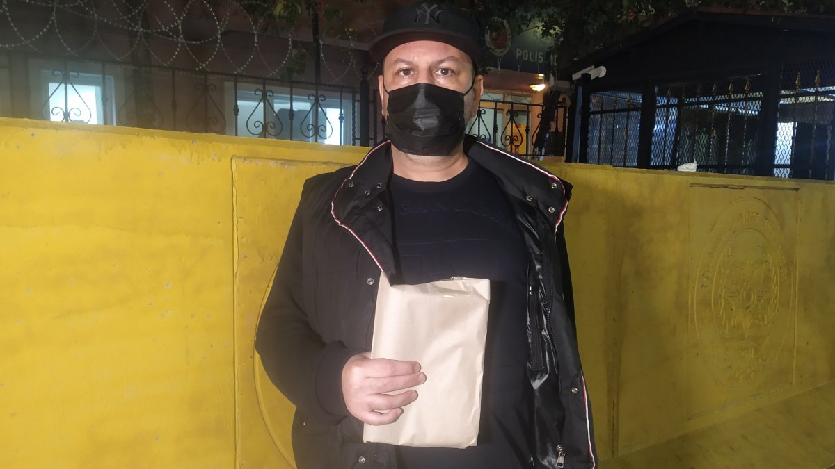 Küçükçekmece'de 70 bin lirasını düşürdü: Polis buldu