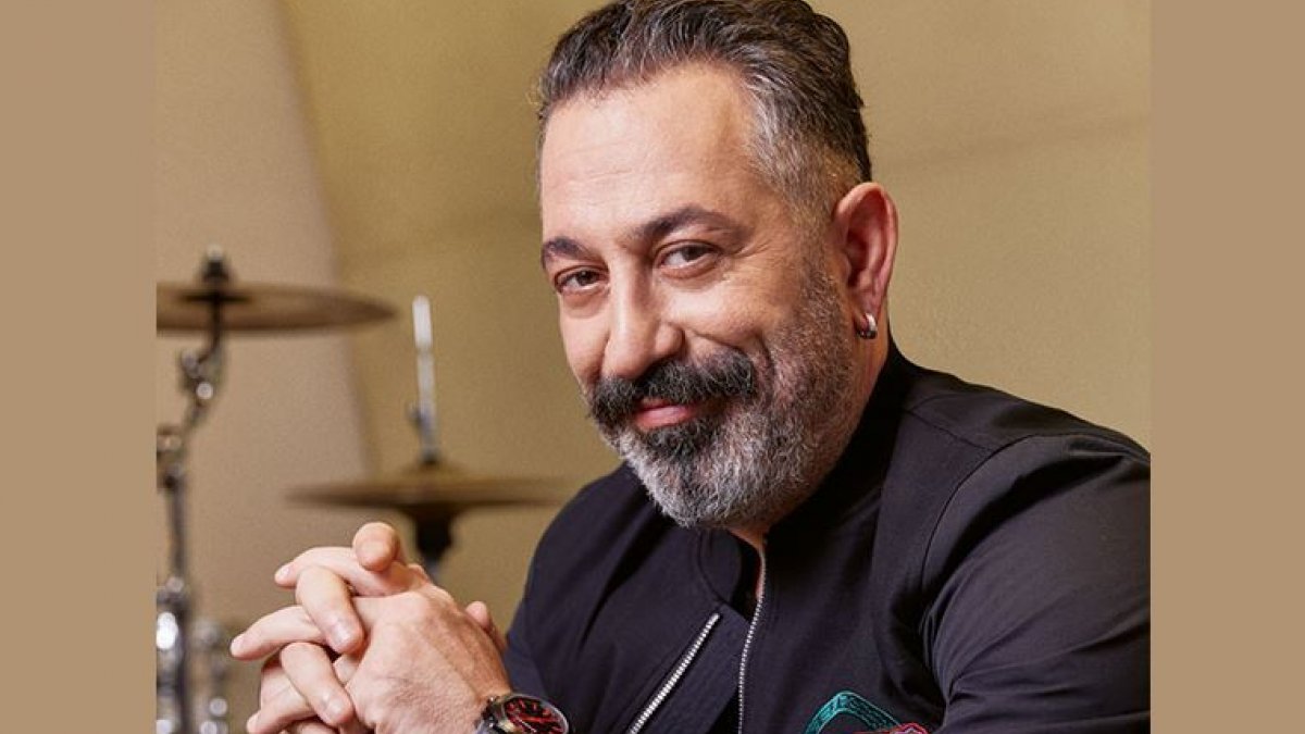 NFT işi Cem Yılmaz'a iyi geldi! Kazandığı rakam dudak uçuklattı