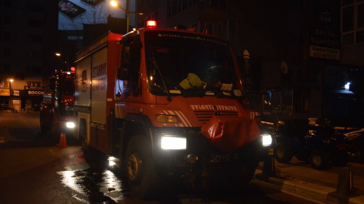 İstanbul'da tinercilerin sık uğradığı kulübede yangın çıktı