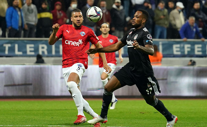 Kasımpaşa-Beşiktaş - CANLI SKOR