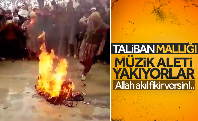 Taliban üyeleri bir müzisyenin enstrümanını yaktı