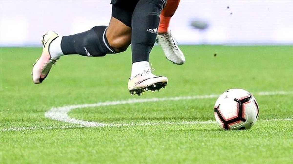 UEFA listeleri ne zaman verilecek? Fenerbahçe ve Galatasaray için zaman daraldı!