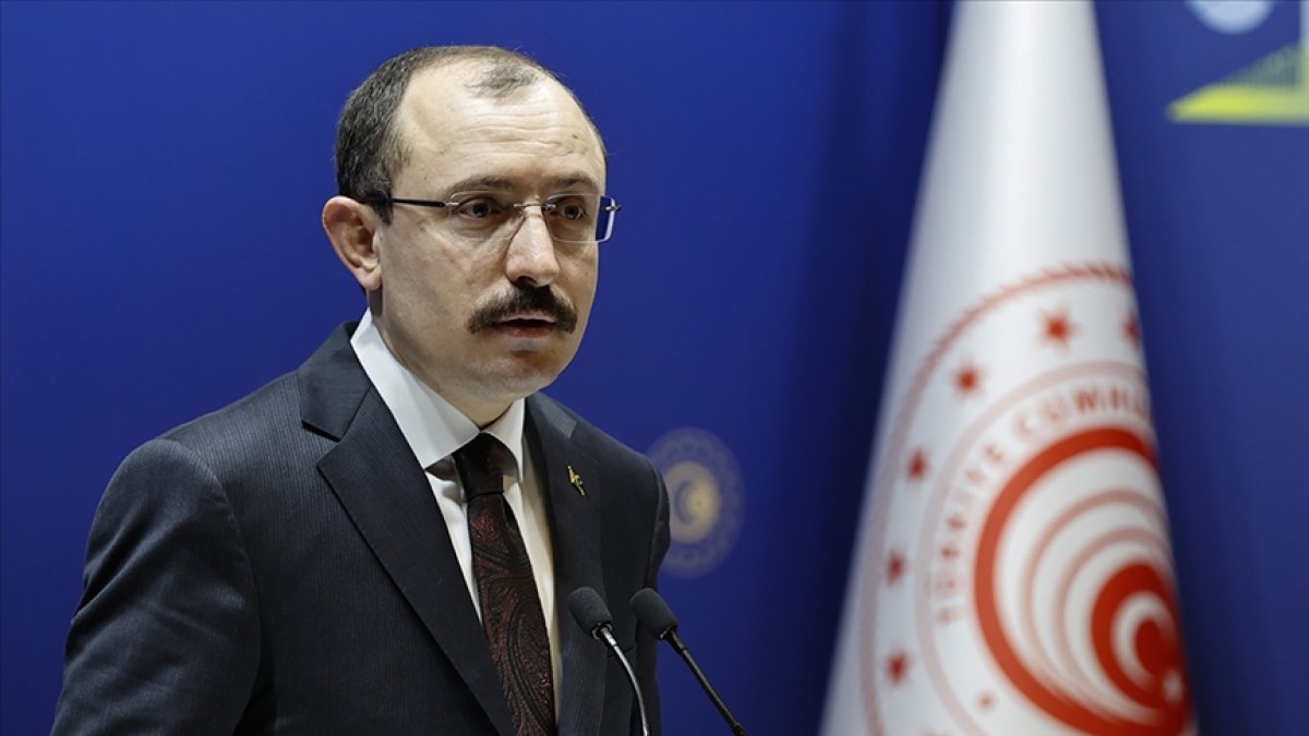Mehmet Muş: İhracat yine büyümenin lokomotifi oldu