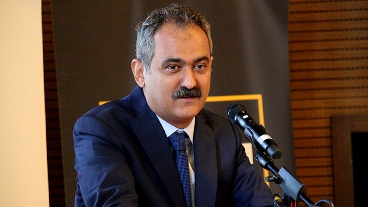 Bakan Mahmut Özer’in kaleminden Türkiye'de Eğitimi Yeniden Düşünmek kitabı