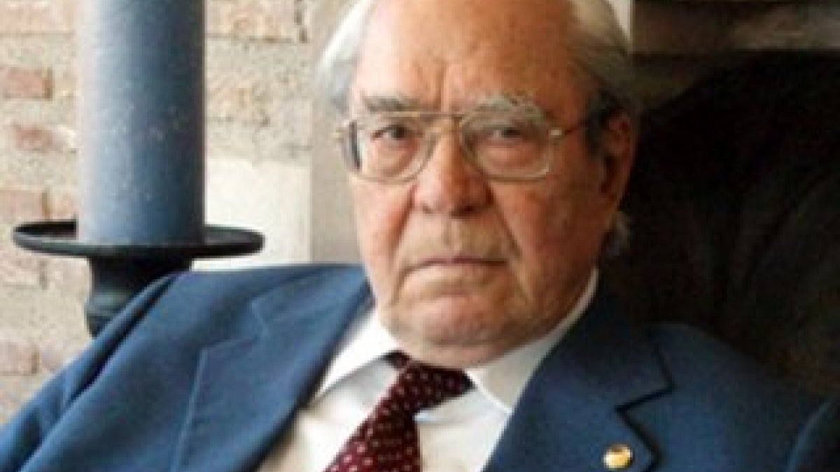 Tarihçinin kutbu olarak bilinen, Halil İnacık'ın anısına Rönesans Avrupası kitabı