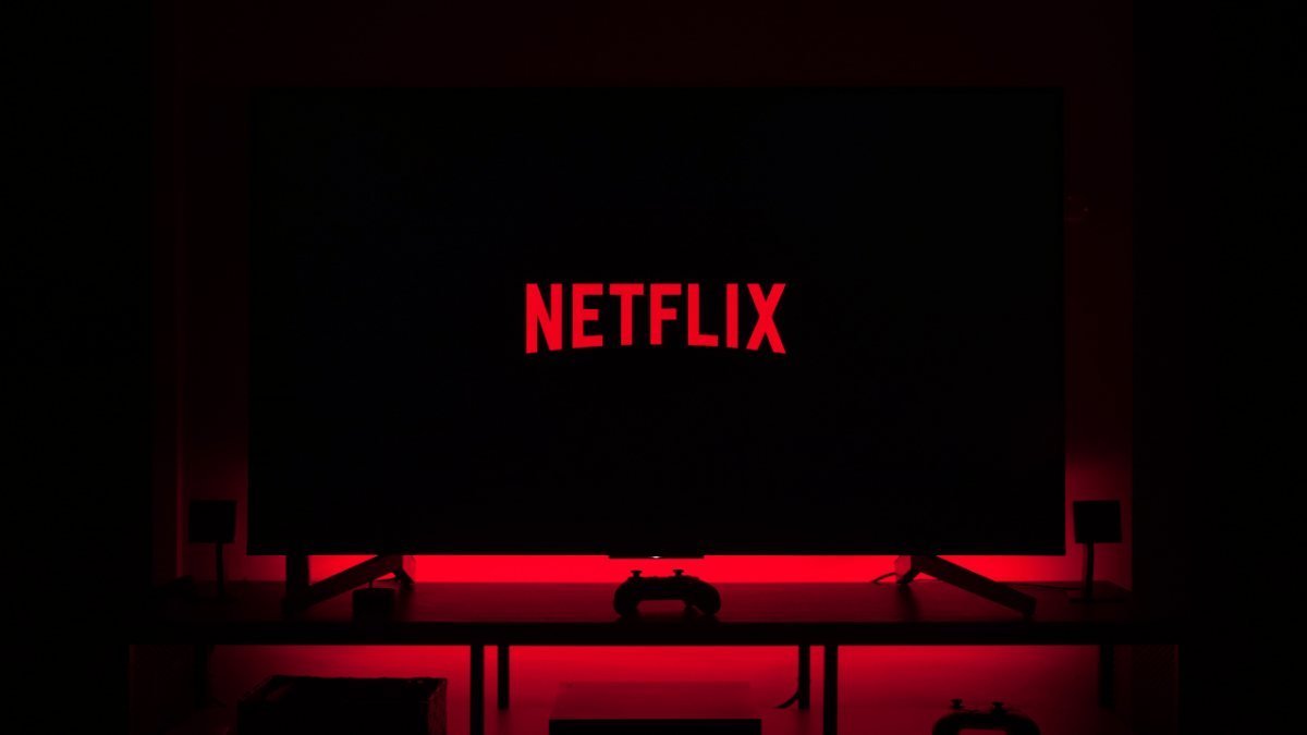 Netflix'te kan kaybı sürüyor: Zirveyi rakibine kaptırdı
